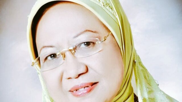 Lily Wahid